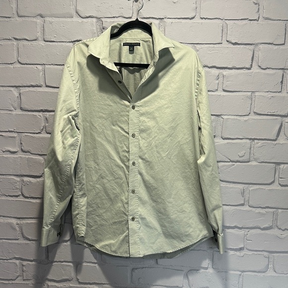 NWOT BANANA REPUBLIC Men's Light Green Button-Up Shirt size L - Picture 1 of 5